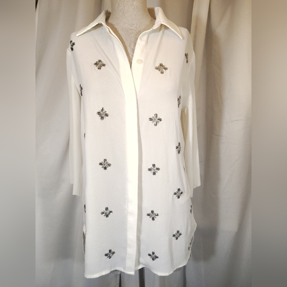 Chico's Tops - Chico's ButtonUp Blouse, Jeweled Butterflies Collar, 1/2 Sleeve, Ivory, S